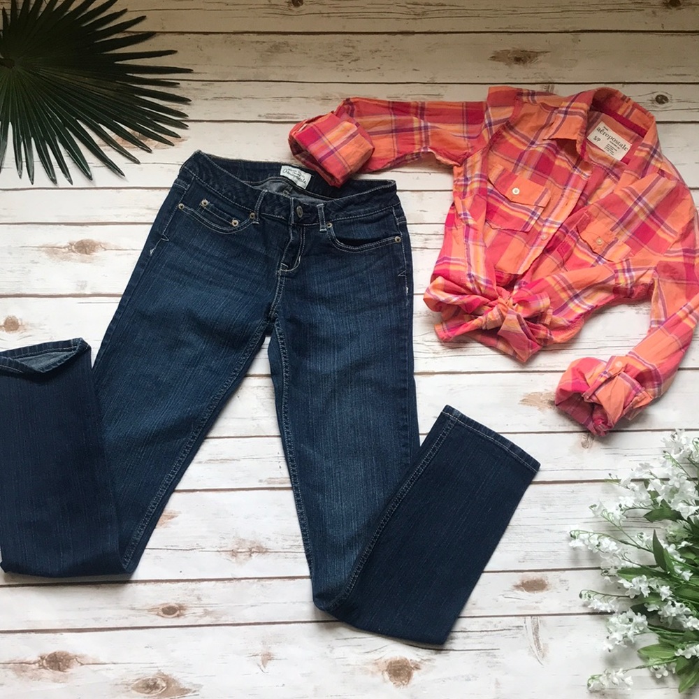 Women’s Aeropostale skinny jeans 1/2